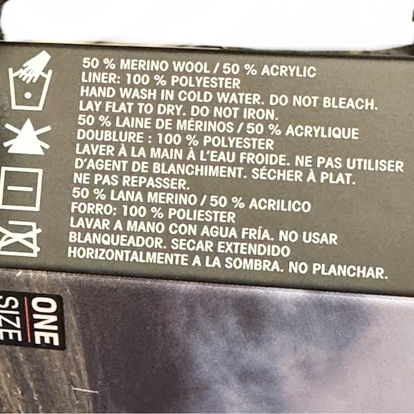 Black and Gray Merino Wool Beanies unisex - Picture 6 of 6